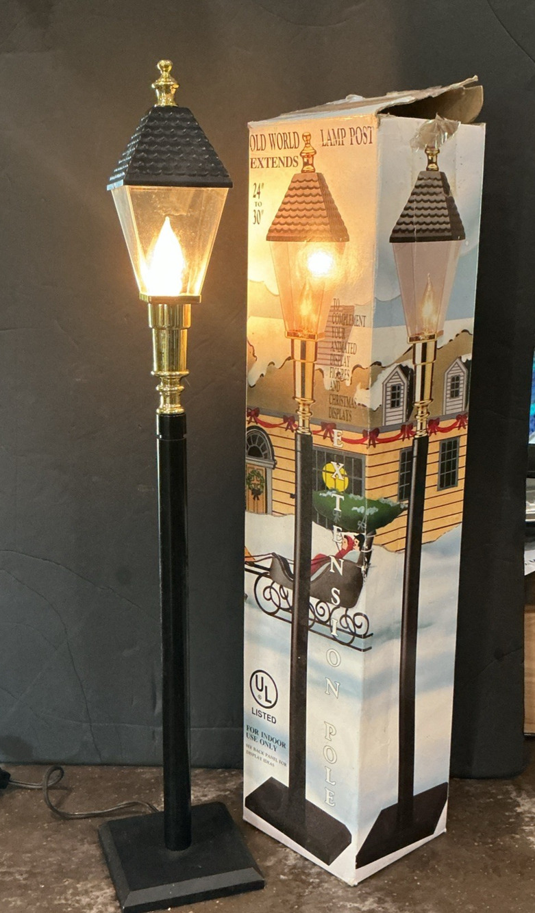 VTG 1988 Telco Old World Christmas Lamp Post 24-30" Telescoping Light Works
